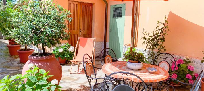 Flat in heart of NOZZANO Castello Các khách sạn ở Lucca