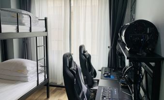 Qilin Zuo E-sports Homestay