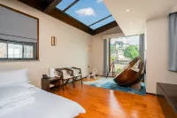 Starry Moon Bay Argyle Resort Seaview Hotel (Dali Erhai Airport Branch)