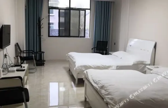 瀘溪鑫輝商務賓館