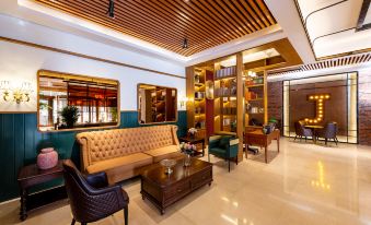 James Joyce Coffetel Hotel (Beijing Fengtai Huaxiang Xinfadi Subway Station)