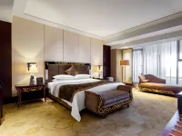 Noble International Hotel Hotels in der Nähe von Dennis 6 World