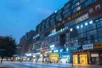 HanTingホテル（成都西部智谷雙鳳橋地下鉄駅） 成都武侯区金花橋街道金鳳コミュニティ文化センター周辺のホテル