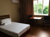 Riyue Hotel - Esports
