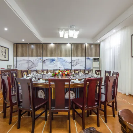 O.LIVE social Hotel (Dongfang Xingang Branch)
