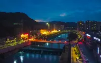 Vienna Hotel (Bazhong Nanjiang Yilian Home Store) - 3-Sterne