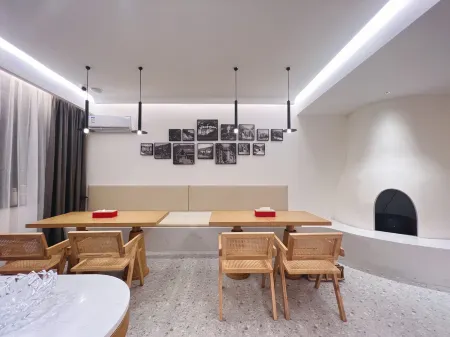 Lushanhong House B&B Отели в г. Лу-Шан