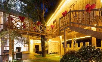 Floral Hotel·Yunshan Yue Homestay (Liuba Branch)