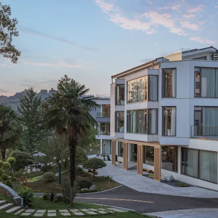 Anji Zheyunju Village Hot Spring Hotel