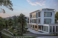 Anji Zheyunju Village Hot Spring Hotel Hotels in Zhongnan Baicaoyuan