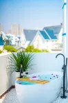 Beihai Silver Beach Pick-up Homestay - balcony