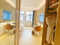 Hechi Yinren Hotel (Jincheng Jiang No. 5 Middle School)