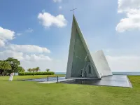 Liwo Surfing Seaview Hotel