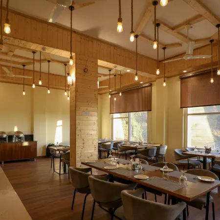 Hotel le Halcyon Kasauli