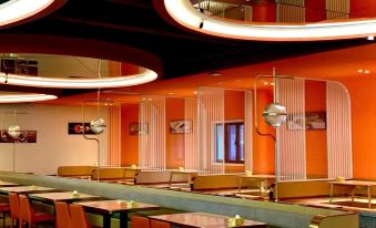 Jilin Hongyang Water Dream Hotel (Northeast Electric Power University Branch)