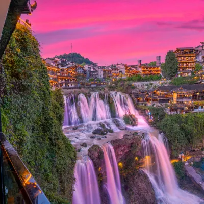 12C · Core Location View Homestay | Overlooking Night Light Show & Riverview Above Furong Falls Hotels near Furongzhen Station