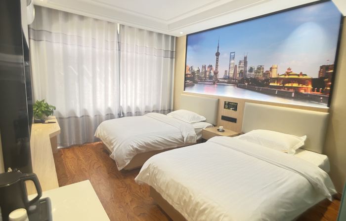 Yanchi Huafeng Hotel