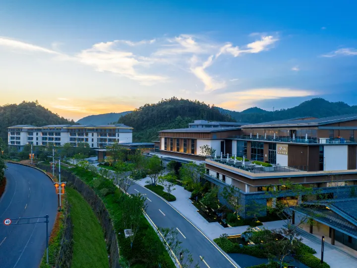 GRAND HOUSE HOT SPRING WUYI