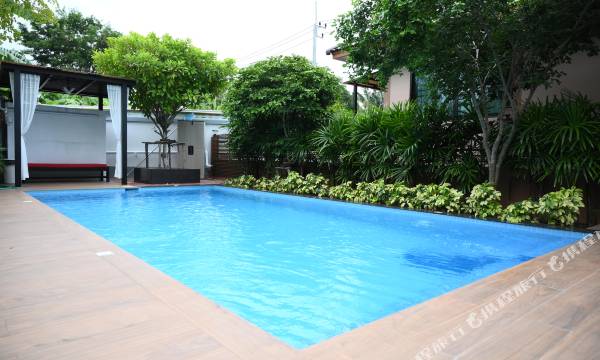Baan Nern Khao Resort Pattaya