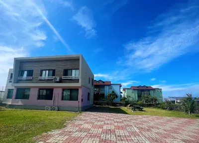 Stay in JEJU โรงแรมใกล้วัดแพ็กเจซา