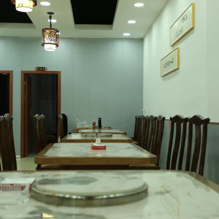 Shankee Hotel (Bome Passenger Station)