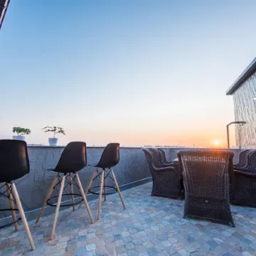 Corner Hotel Tashkent Отели рядом с достопримечательностью «Свято-Успенский Кафедральный Собор»