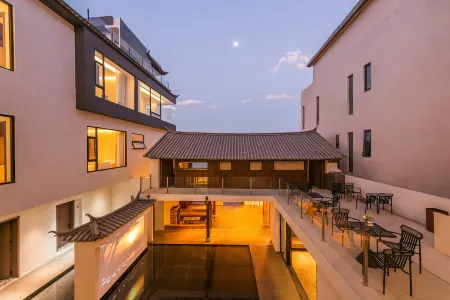 Die Haiyue Seaview Resort