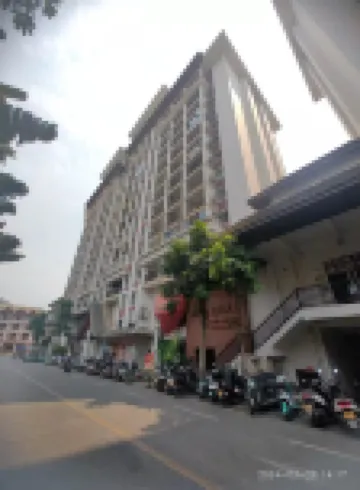 景洪楓雨民宿（告莊星光夜市店） 鄰近景洪市大金塔寺的酒店