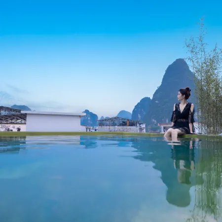 Moshang Landscape Printing Hotel (Guilin Yangshuo Yulong River Branch)