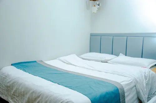 Rubin Hotel - Losmen