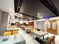 Zhefei Hotel (Chengwu Feicui City) Hotels in Chengwu