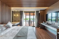B&M HOTEL Hotels in Đức Hòa Hạ