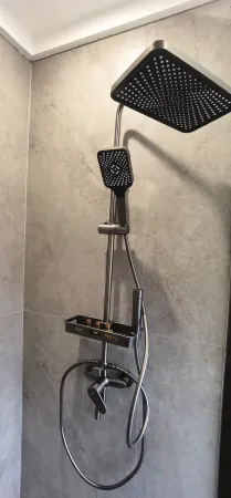 Floral Hotel·Longlanting Hotel(Huangjiu Town Branch) Отели рядом с достопримечательностью «Zhejiang Institute of Technology (Jinghu Campus)»