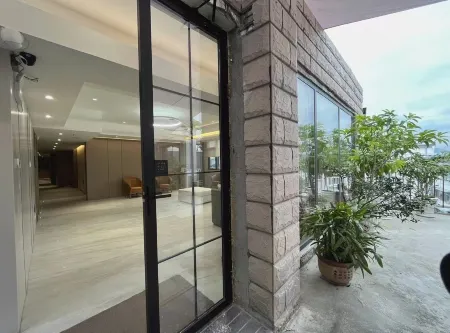 No.29 west Binjiang Road,Tunxi District,Huangshan,Anhui Province