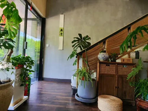Ruoyin Hostel