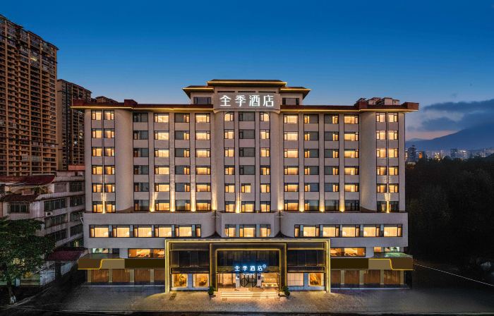 JI Hotel (Yulin Bobai Kejia Wenhua Pedestrian Street)
