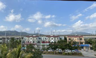 Sanya Ui Hotel (Sanya Airport 8th Branch) - Housity