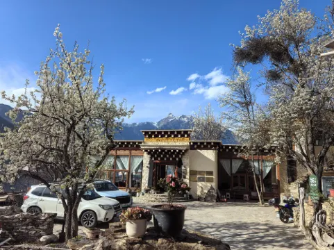 丹巴罕額莊園（中路藏寨觀落日點店）