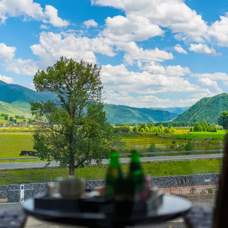 Bowan•Valley  Hotel