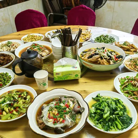 Zhuji Wuxie Chunweigé Homestay