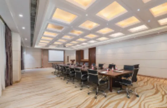 頤和·湖畔院子