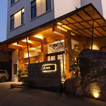 Yuanshe Tangwu · Chinese Wabi-Sabi Hot Springs Boutique Stay