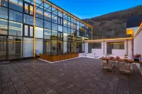Green Mountain Not-Yet-Late Inn (Wutai Mountain Scenic Area Branch)
