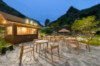 Yu Yue · Xi Yuan | Villa · Waterfall Stream Resort Homestay (Shennongjia Muyu Town Branch) - Pet friendly
