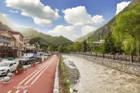 Madison Hotel (Jiuzhaigou Scenic Spot) - 4-Star