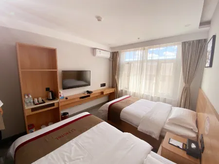 Hohhot Dafu Hotel (Train Station Xinhua Plaza Subway Station Branch)