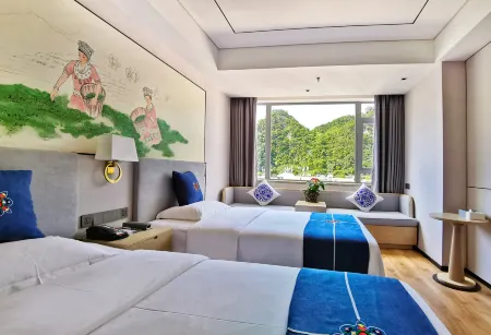 Qianling Grand Hotel Отели рядом с достопримечательностью «Gaopoxiang Passenger Transport Terminal»