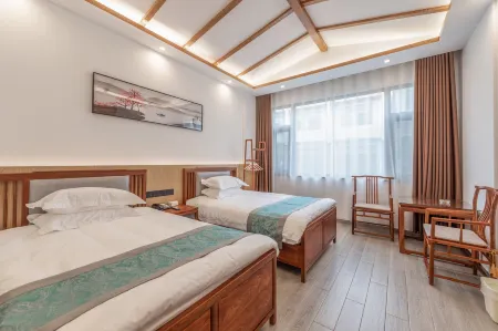 Huarui Hotel(Jiuhuashan Tourism ExchangeCentre Store)