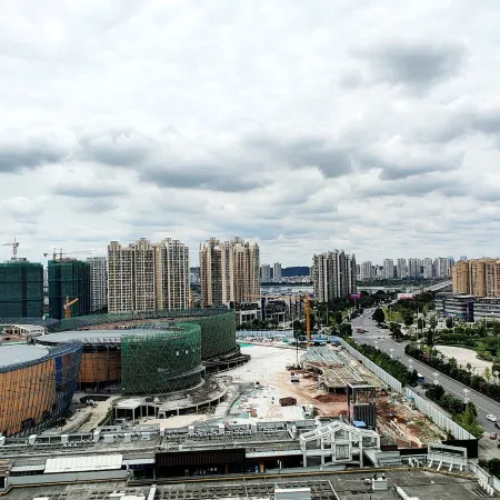 Suining's Monday 8 hotel, Wanda Plaza