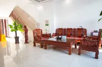 Hepu Longdu Hotel (Beihai Hepu High-speed Railway Station Passenger Transport Center) - 2-Star